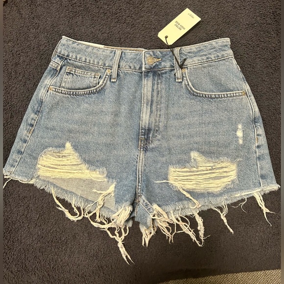 Forever 21 Retro High Rise Distressed Denim Shorts - Picture 4 of 11